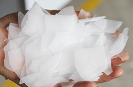 片冰機(jī)是重要的輔助設(shè)備