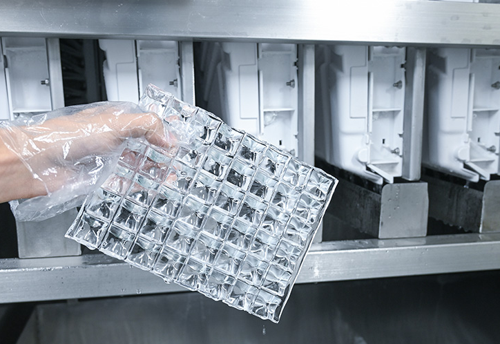 冰塊可食用的顆粒冰機設備