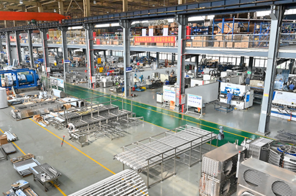 我們擁有現(xiàn)代化的生產(chǎn)基地、先進(jìn)的生產(chǎn)設(shè)備以及一支經(jīng)驗(yàn)豐富的技術(shù)團(tuán)隊(duì)